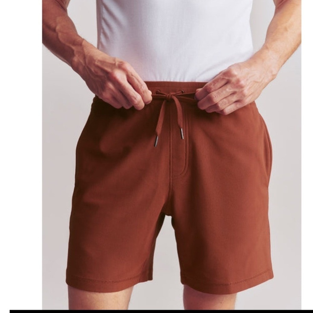 Rhone Chelsea Performance Cord Short Cinnamon Brown L Mens Large 7" New athletic
